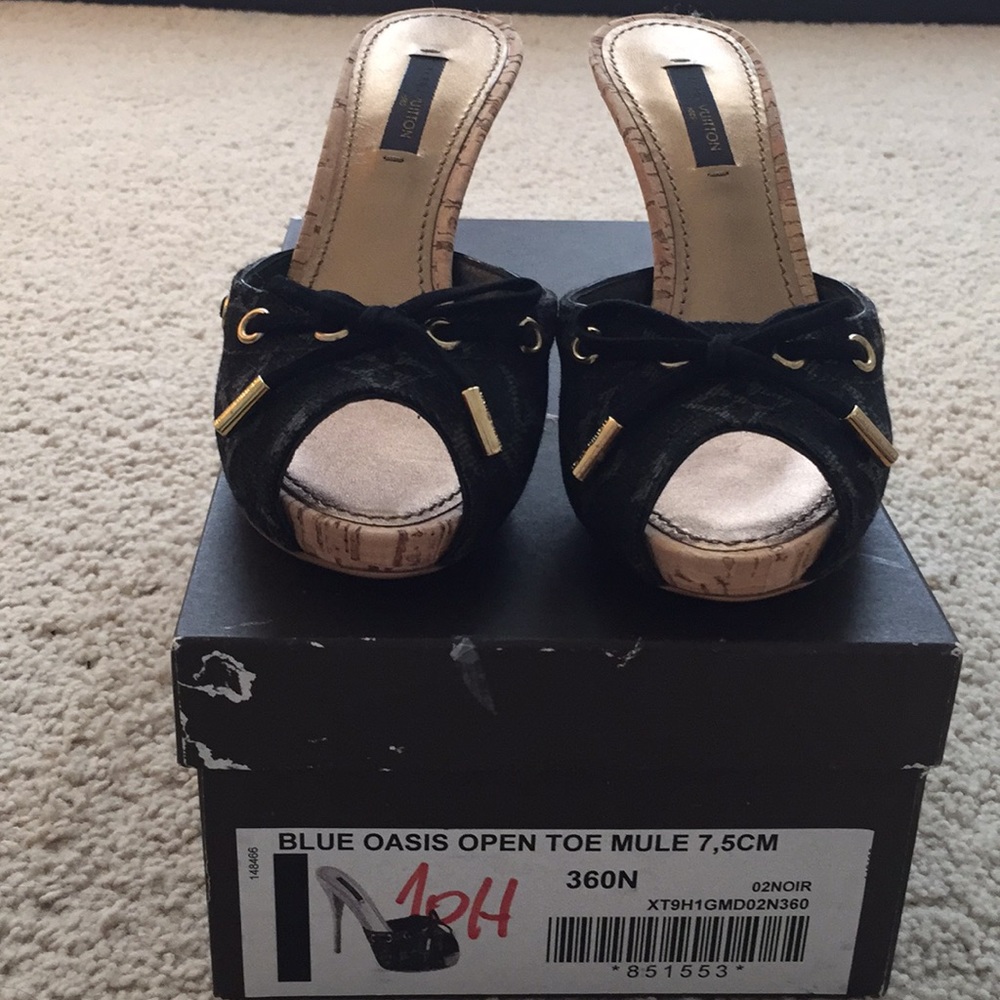 Authentic Louis Vuitton open toe mule sz 36
